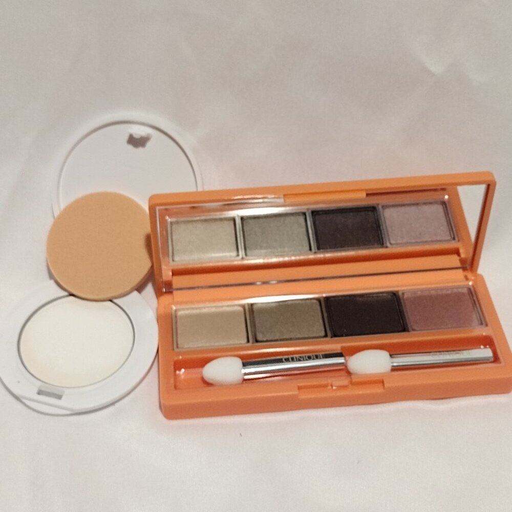 Clinique || Eyeshadow Quad & Mini Powder